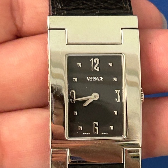 Womens Versace Watch w/ Leather Band - Picture 3 of 12